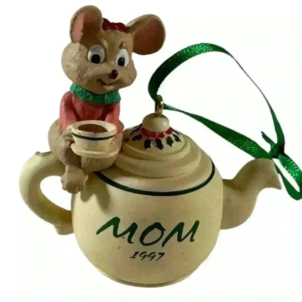 Hallmark Keepsake Ornament Mom Teapot Mouse Sitting On Top With Cup Of Tea 1997